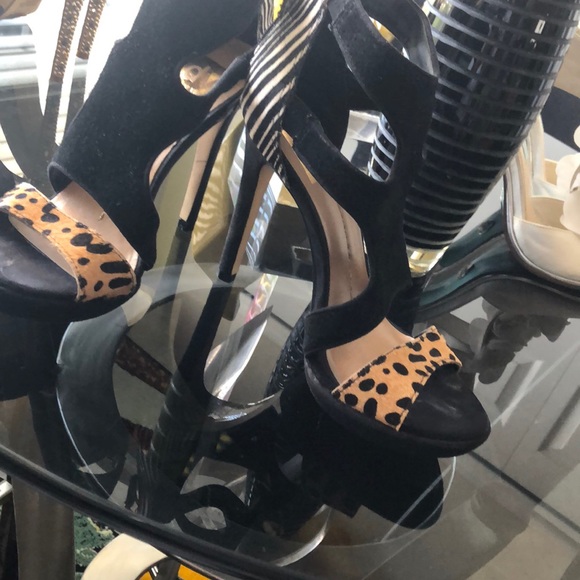 Shoes - Picture 4 of 4